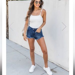 NWT PINK LILY Sunshine On Your Mind High Rise Denim Shorts Size Medium